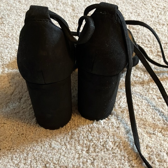 Jessica Simpson Tie Black Suede Heels 7.5 - Picture 3 of 5